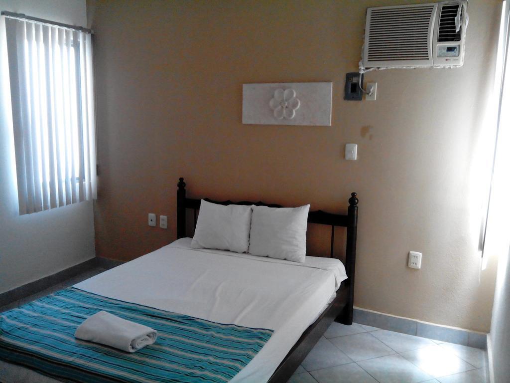 Hotel Y Hostal Casa Risueno Campeche Quarto foto