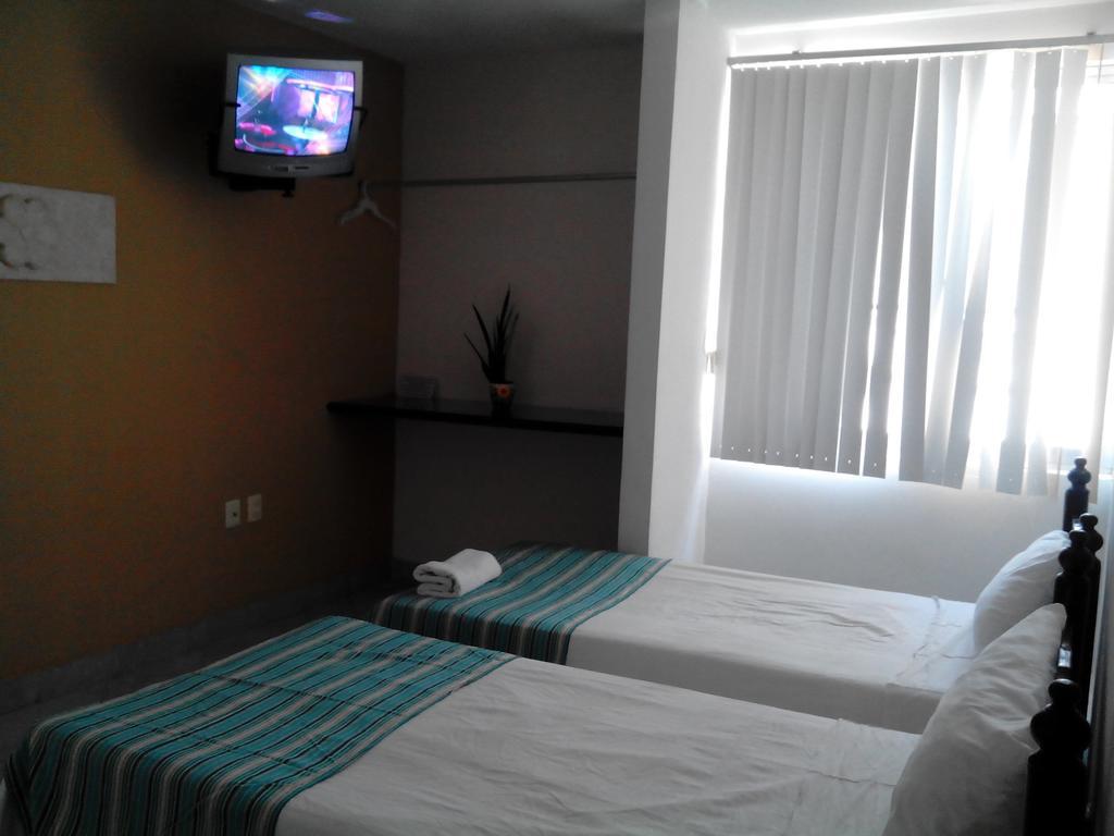 Hotel Y Hostal Casa Risueno Campeche Quarto foto